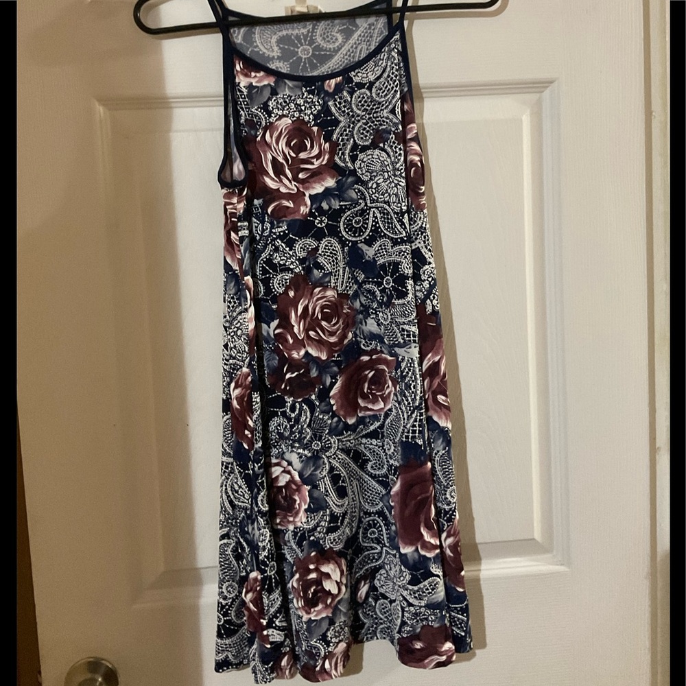 Ladies floral soft dress size medium